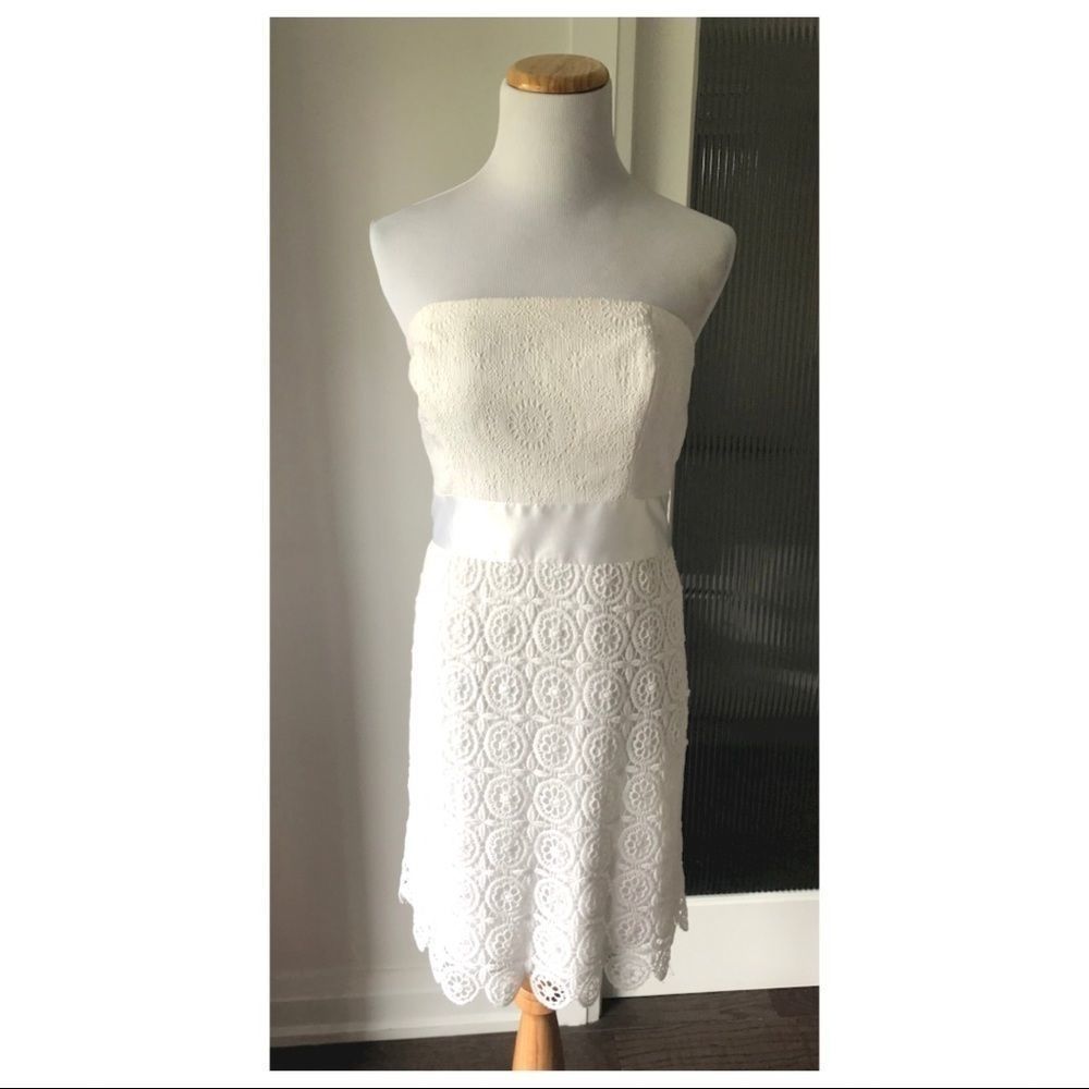 SALE! 3/$30 Suzi Chin Maggy London strapless dress